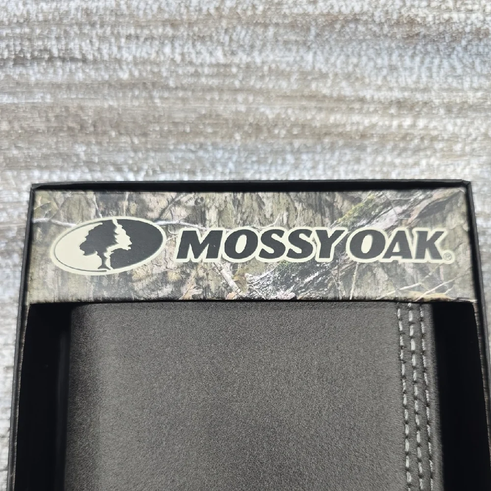 Mossy Oak Gray Tri‑Fold Wallet – Leather‑Like Feel